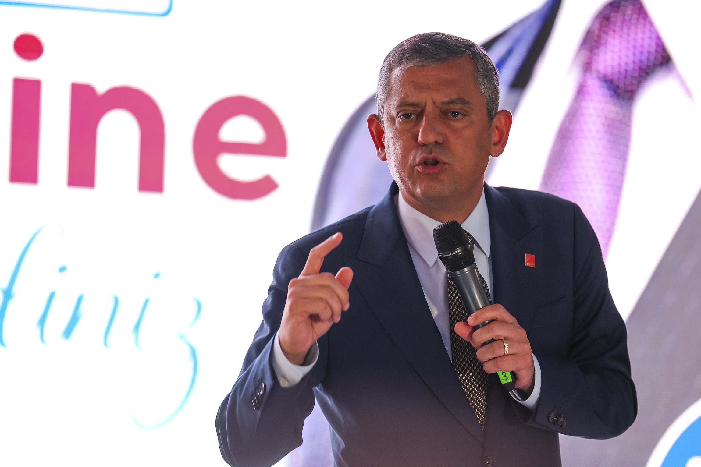 CHP Genel Başkanı Özgür Özel: “Sarayın Kayyımına İstanbul’u Teslim Etmiyoruz”