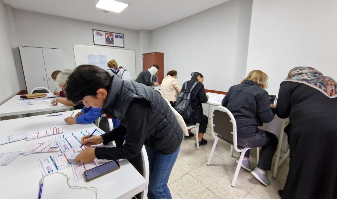 ESMEK’te 350’den Fazla Branşta Eğitim İmkânı ESMEK’te 350’den Fazla Branşta Eğitim İmkânı Eskişehir’in eğitim markası haline