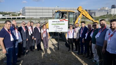 Sivas Kongresi’nin 106. Yılında Esenyurt’ta 58 Fidan Toprakla Buluştu Sivas