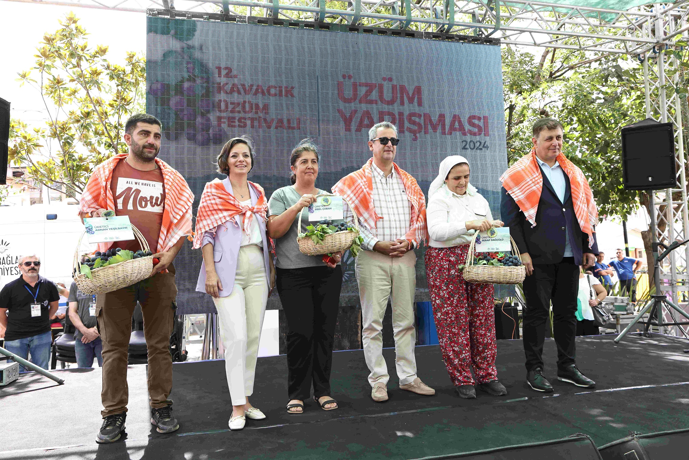 Kavacık’ta Festival Zamanı Karabağlar Belediyesi ve İzmir Büyükşehir Belediyesi’nin işbirliğiyle