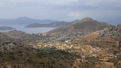 Manzarasıyla ünlü Marmaris – Bozburun yolu, belediye ekipleri tarafından adım