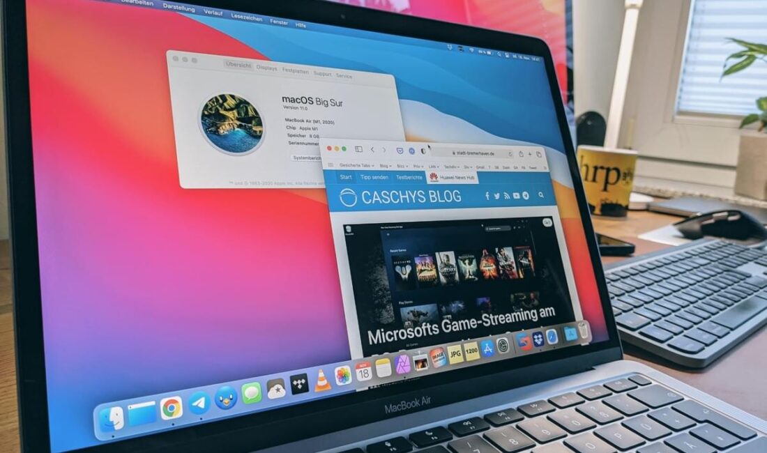 Bir Apple ürünü olan dizüstü bilgisayar kategorisinde yer alan Macbook