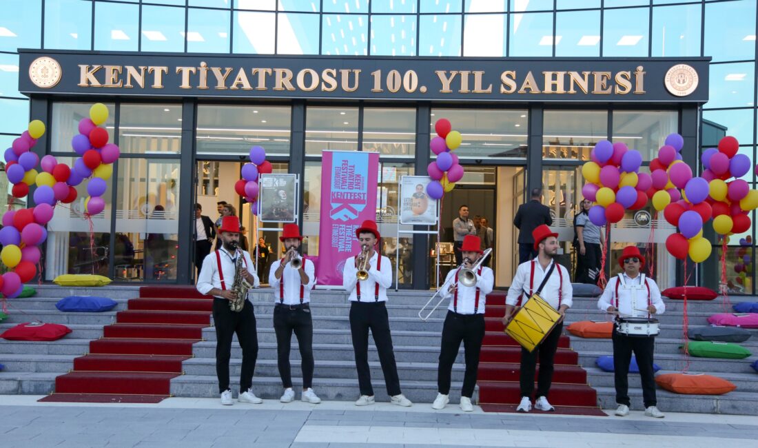 Etimesgut’ta Kent Tiyatro Çalıştayı’na Yoğun İlgi Etimesgut Belediyesi tarafından 11-26