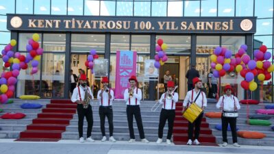 Etimesgut’ta Kent Tiyatro Çalıştayı’na Yoğun İlgi Etimesgut Belediyesi tarafından 11-26