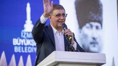 Çünkü İzmir gençleriyle güzel Tugay: Onların umudunu büyütmek için çalışıyoruz