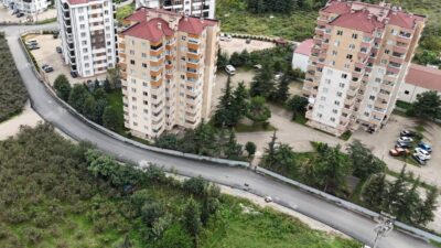 Altınordu Cumhuriyet Mahallesi’nde Vatandaşların Sıcak Asfalt Sevinci Altınordu Belediyesi’nin Cumhuriyet