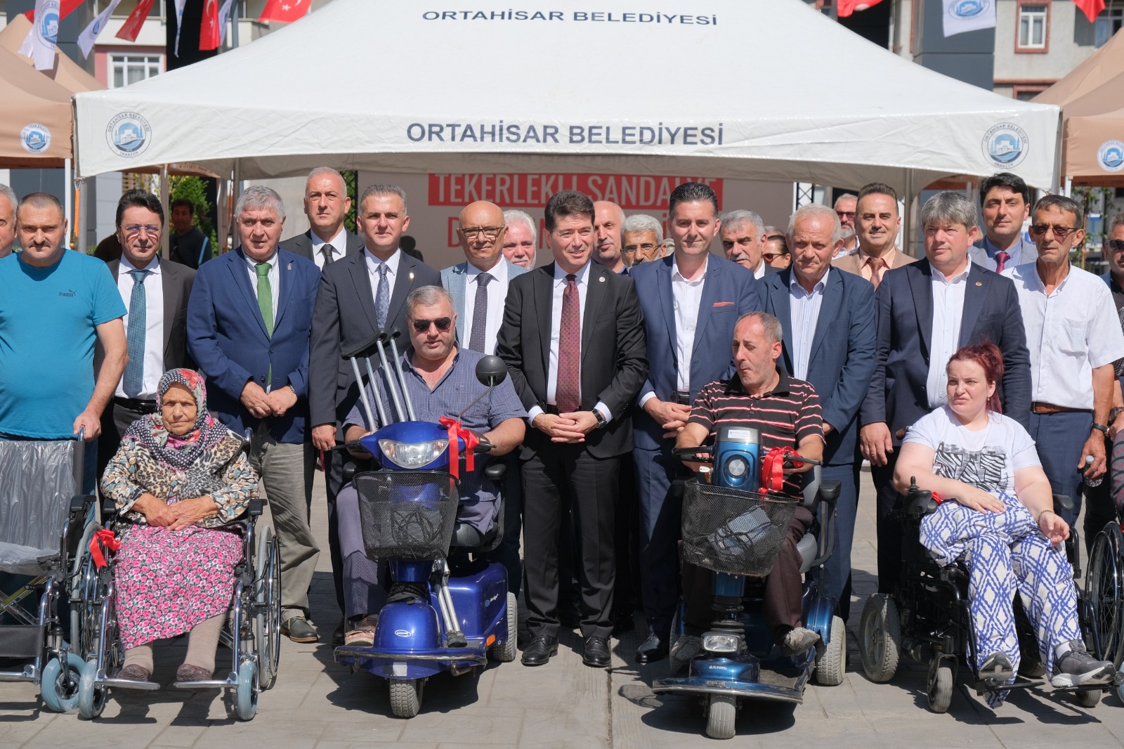 Ortahisar Belediyesi, engelli ve bakıma muhtaç vatandaşların hayatını kolaylaştırmak için