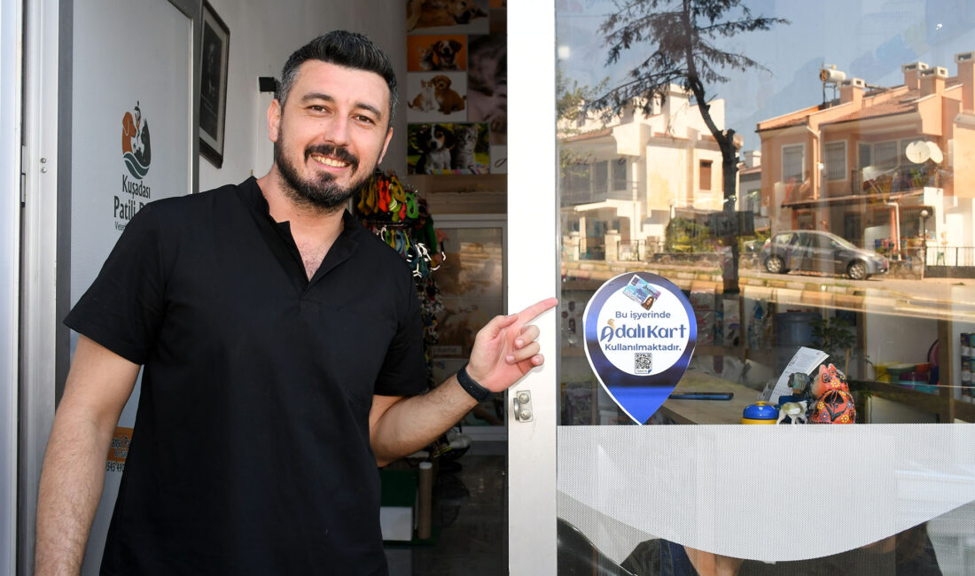 Kuşadası Belediyesi’nin hemşehri kartı olan Adalı Kart ailesine üye iş