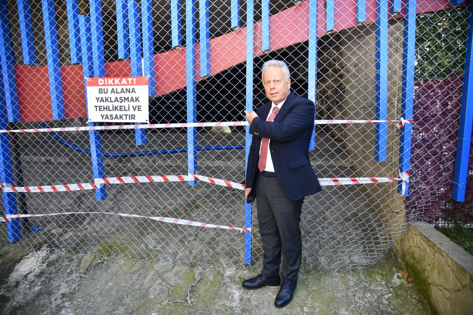 Ortahisar Belediye Başkan Yardımcısı Cüneyit Zorlu: Hastanelerde Büyük Sıkıntı Var