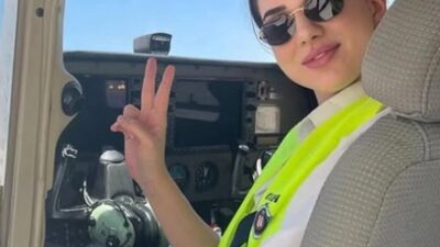 İzmir’in Selçuk Havaalanı‘dan kalkan, eğitim uçuşu yapan bir eğitim uçağı