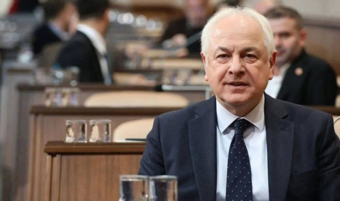 Görevden uzaklaştırılan Beykoz Belediye Başkanı Alaattin Köseler’in de aralarında bulunduğu