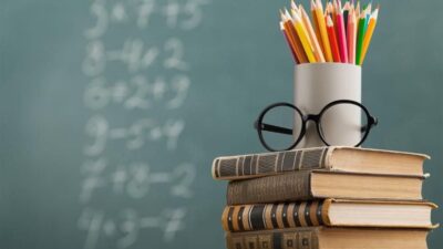 Eğitim, bireylerin ve toplumların ilerlemesi için vazgeçilmez bir unsurdur. Sadece