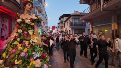 Germencik’te İncir Festivali Zamanı Aydın’ın Germencik ilçesinde bu yıl 21’incisi düzenlenen İncir Festivali, kortej