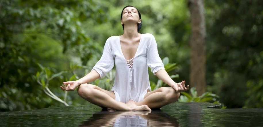 Yeni Başlayanlar İçin 20 Temel Ve Basit Yoga Hareketi Bu