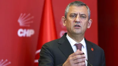 Cumhuriyet Halk Partisi Lideri Özgür Özel, Halk TV canlı yayınında