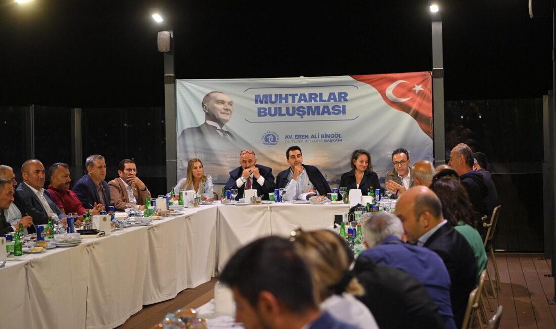 Tuzla Belediye Başkanı Av. Eren Ali Bingöl, mahalle muhtarlarıyla aylık