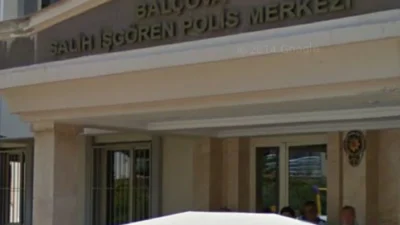 İzmir’de Karakola Silahlı Saldırı: İki Polis Şehit İzmir’in Balçova ilçesinde bulunan Salih İşgören Polis Merkezi‘ne bu sabah