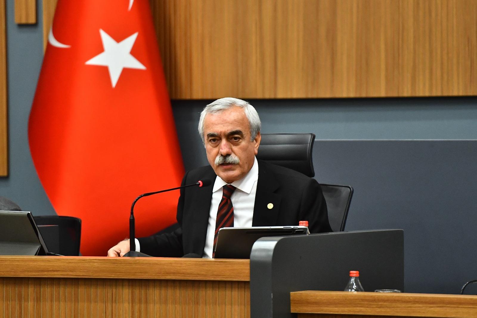 İzmir Büyükşehir Belediye Meclisi CHP Grup Başkan Vekili Altan İnanç’tan