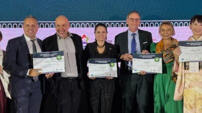 İzmir Sürdürülebilir Turizmde Dünya Sahnesinde İzmir Sürdürülebilir Turizmde Dünya Sahnesinde İzmir Büyükşehir Belediyesi, sürdürülebilir turizm