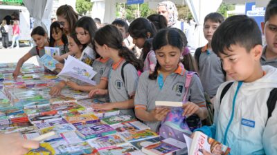 İZKİTAP ve İzmir Uluslararası Edebiyat Festivali Başlıyor İzmir, ekim ayında
