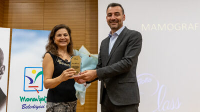 Manavgat’ta Meme Kanseri Farkındalık Konferansı Düzenlendi Manavgat Belediyesi tarafından düzenlenen