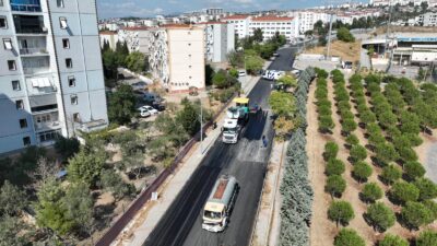 Buca’da Tarihi Asfalt Yatırımı Buca’da Tarihi Asfalt Yatırımı Buca’da bir buçuk yıl içinde 53