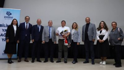 Bandırma’da “Çocukluk Çağı Kanserleri” Semineri Düzenlendi Bandırma Lions Kulübü’nün organizasyonuyla,