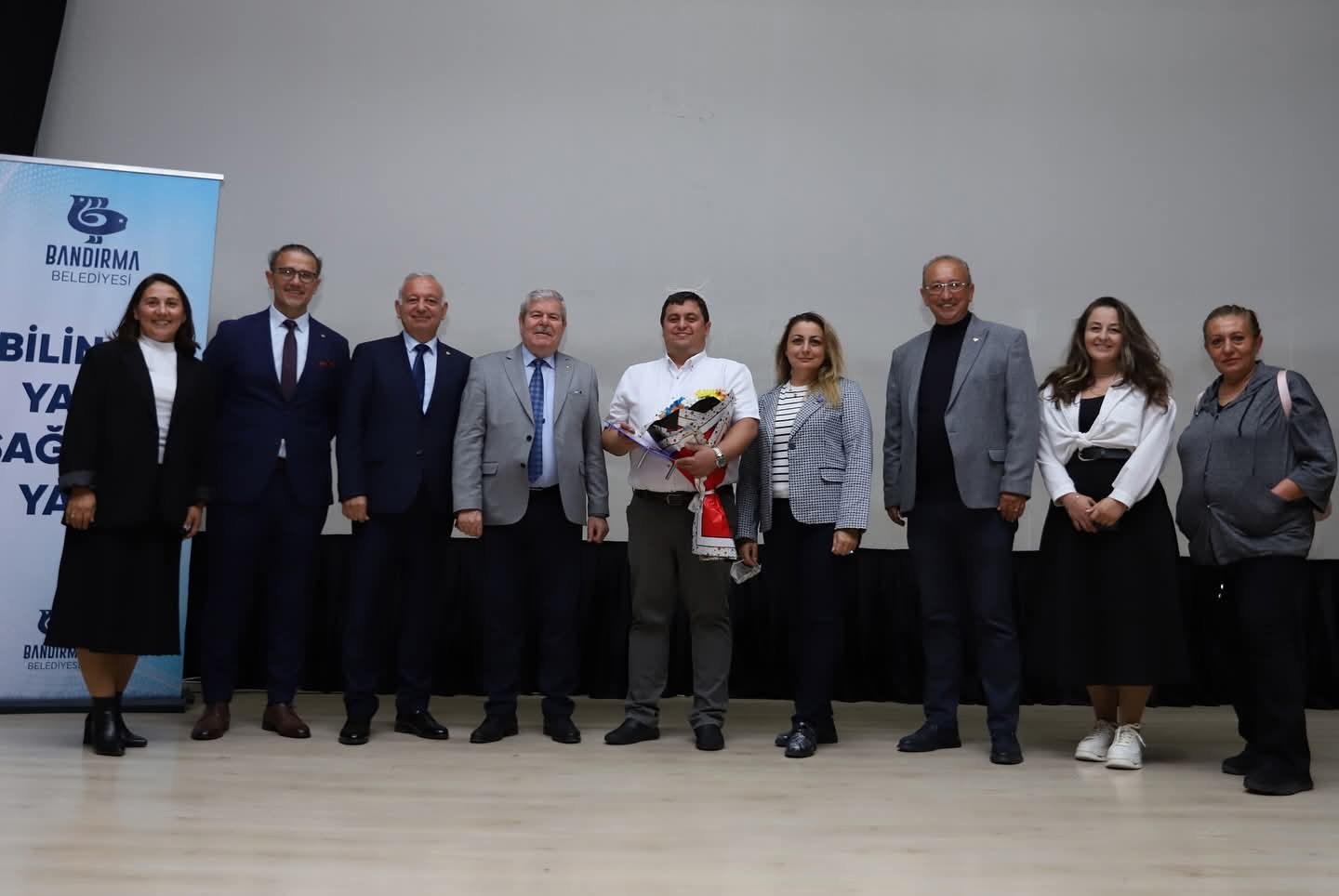 Bandırma’da “Çocukluk Çağı Kanserleri” Semineri Düzenlendi Bandırma Lions Kulübü’nün organizasyonuyla,