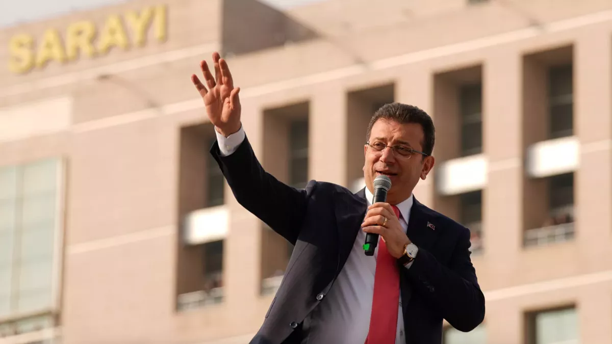 Ekrem İmamoğlu Kimdir? Yaşı, Eğitimi, Siyasi Kariyeri Ve Yasal Süreçleri