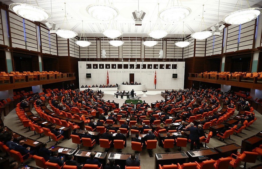 AK Parti milletvekillerinin sunduğu ve vergi düzenlemelerini içeren kanun teklifi,