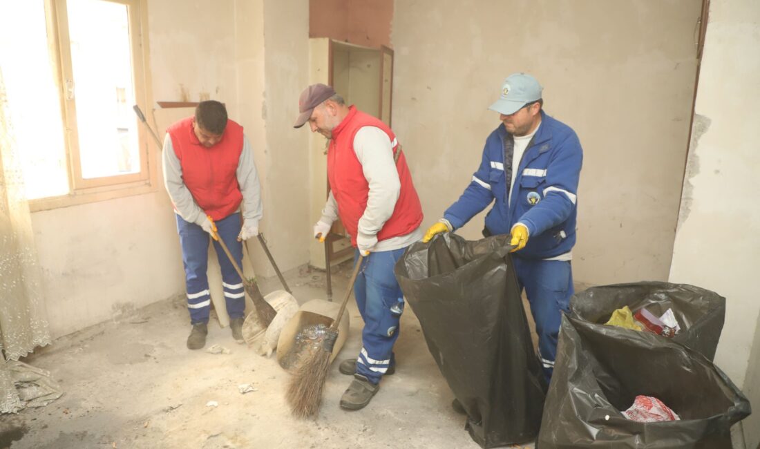 Turgutlu Belediyesinden Çöp Ev Temizliği Turgutlu Belediyesi Temizlik İşleri Müdürlüğü