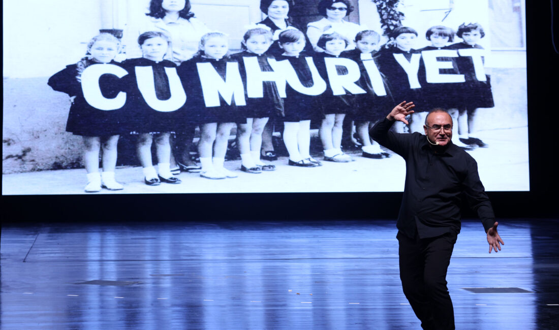 Cumhuriyet’e Giden Yol Çankaya’dan Geçti Çankaya Belediyesi, Cumhuriyet’in 102. Yılı kutlamaları kapsamında ünlü yazar, şair