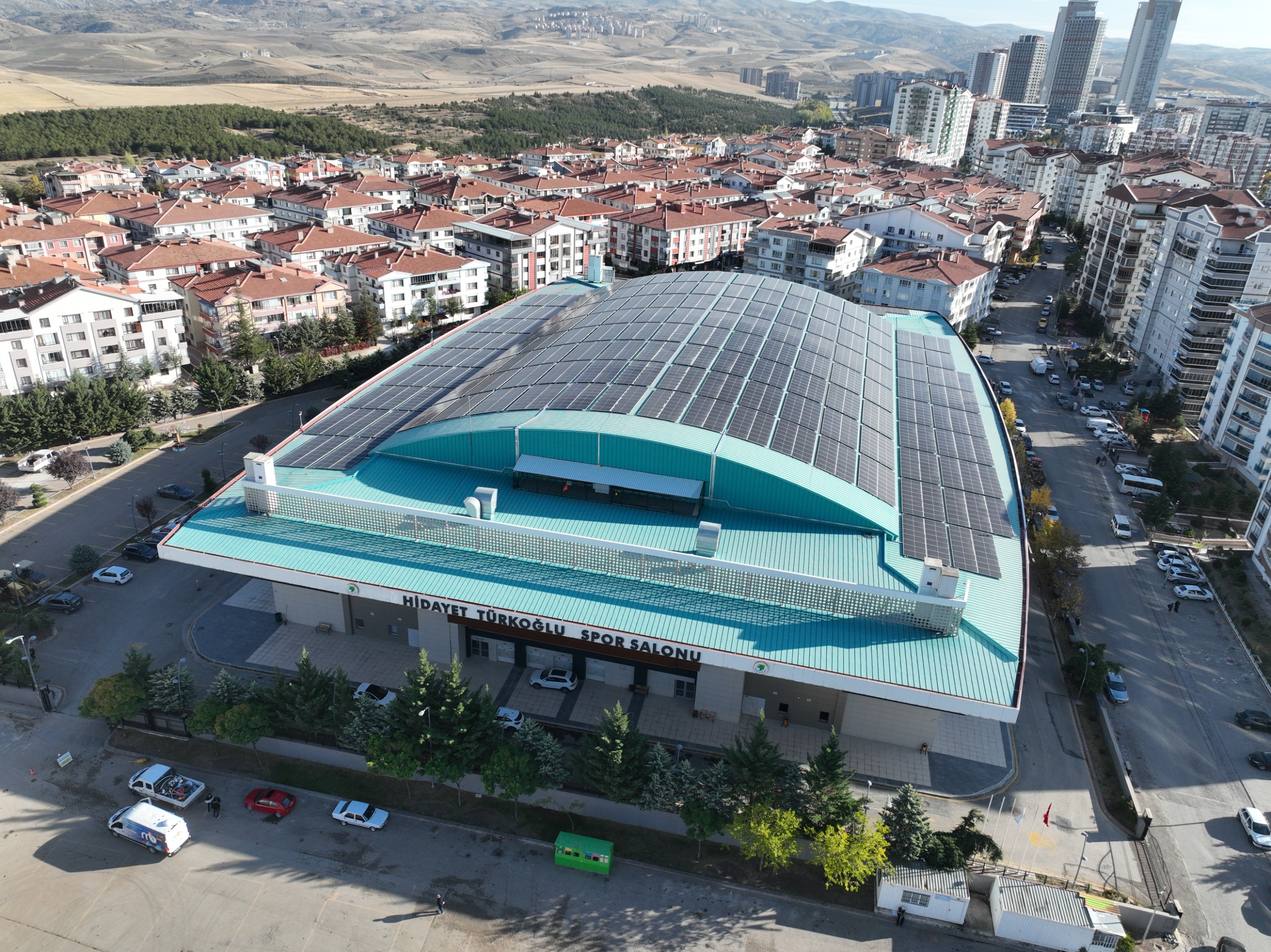 Mamak’a Güneş Enerjisi Santrali Yenilenebilir enerji kaynaklarını kullanarak projeler üretmeye