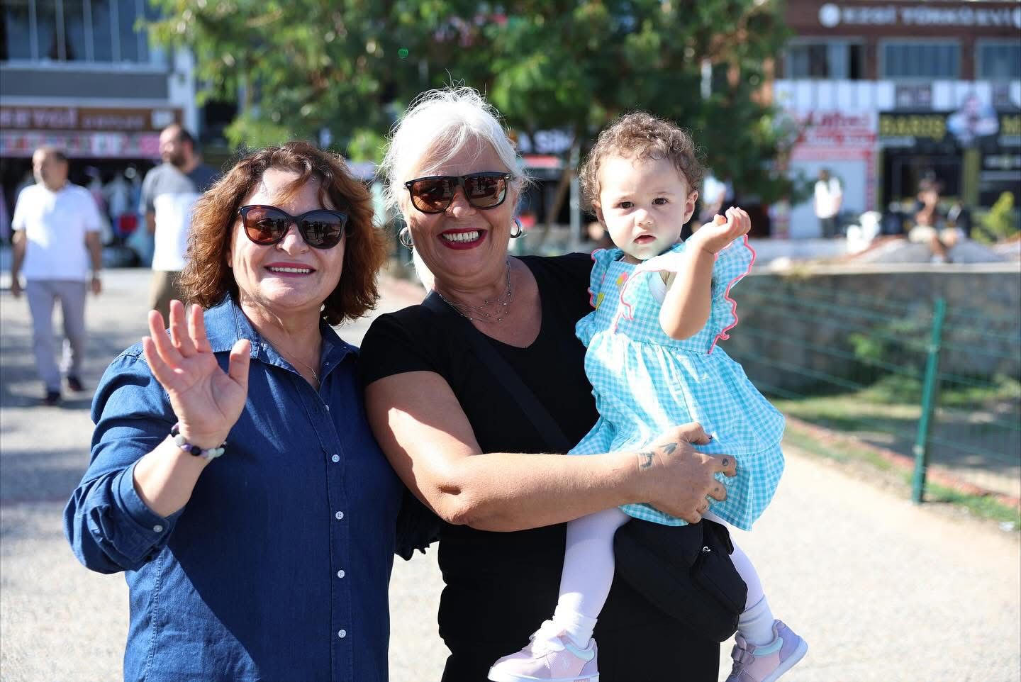 Didim Belediye Başkanı Hatice Gençay, Altınkum’da Halkla Buluştu Didim Belediye