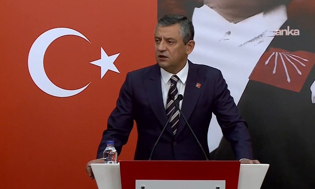 Özgür Özel: “Yılda Bir Kez Gelip Nutuk Atmakla Meclis’e Saygı Gösterilmiş Olmuyor” Özgür Özel: “Yılda Bir Kez Gelip Nutuk Atmakla Meclis’e Saygı