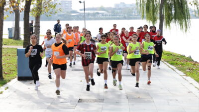 Küçükçekmeceli Çocuklar 29 Ekim İçin Koştu Cumhuriyet’in 102. yıl dönümü