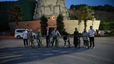 Tuzla Belediyesi’nden Kadınlara Bisiklet Eğitimi Tuzla Belediyesi, kadınların fiziksel aktiviteye