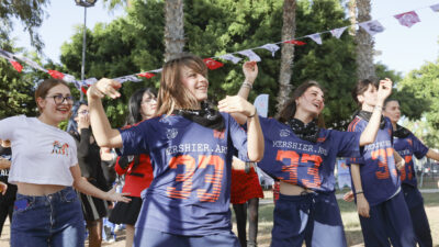 Mersin Gençlik Festivali Doludizgin Başladı Mersin Büyükşehir Belediyesi’nin bu yıl