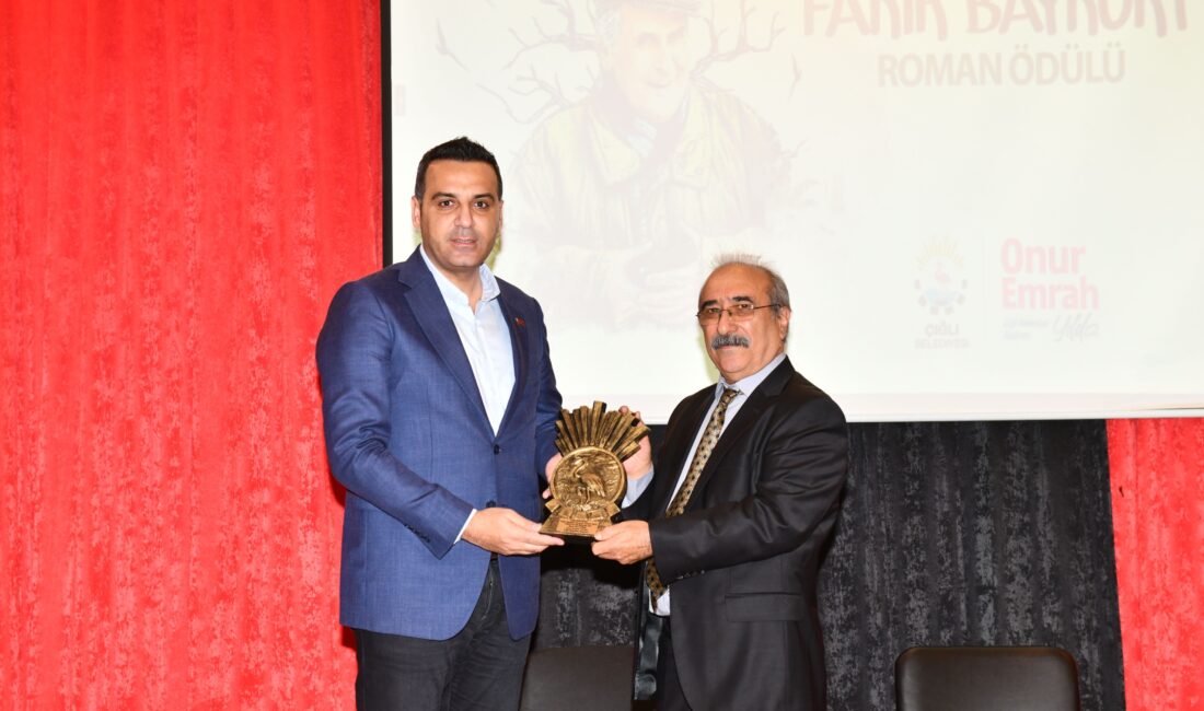 Çiğli Belediyesi tarafından bu yıl altıncısı düzenlenen Fakir Baykurt Roman