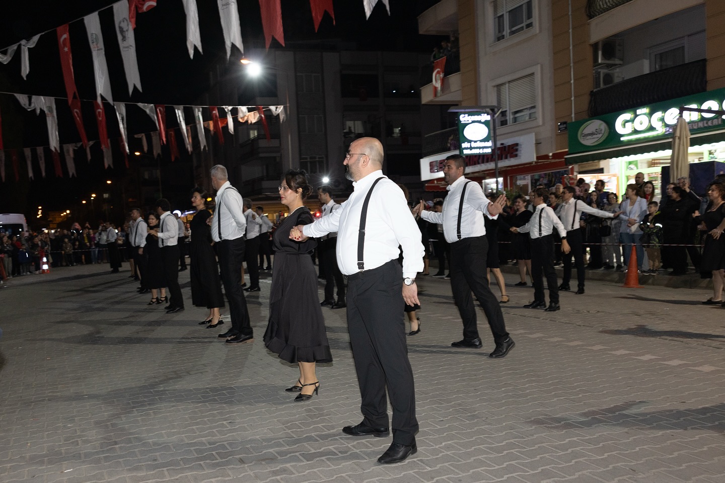 Ödemiş’te Cumhuriyet Coşkusu Cumhuriyetimizin 102. yılı Ödemiş’te coşkulu bir şekilde