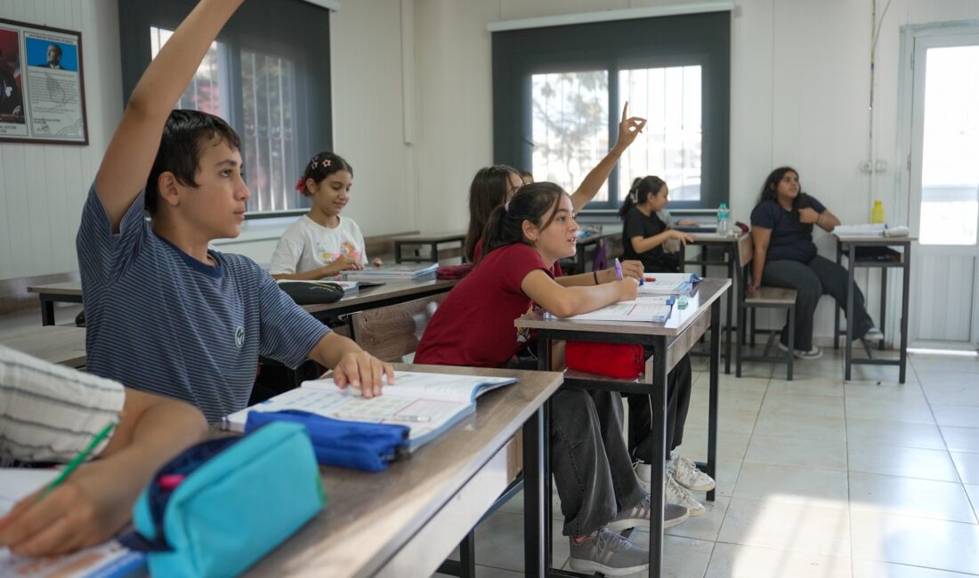 Her Öğrenciye Eşit Fırsat, Mezitli Belediyesi’nden Ücretsiz Kurs Desteği Mezitli