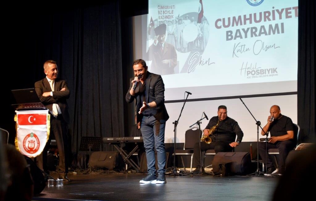 Kdz. Ereğli’yi Cumhuriyet Coşkusu Sardı Kdz. Ereğli Belediyesi Cumhuriyetin 102. yıl dönümü kutlamalarına Edirne
Bandosu konseriyle