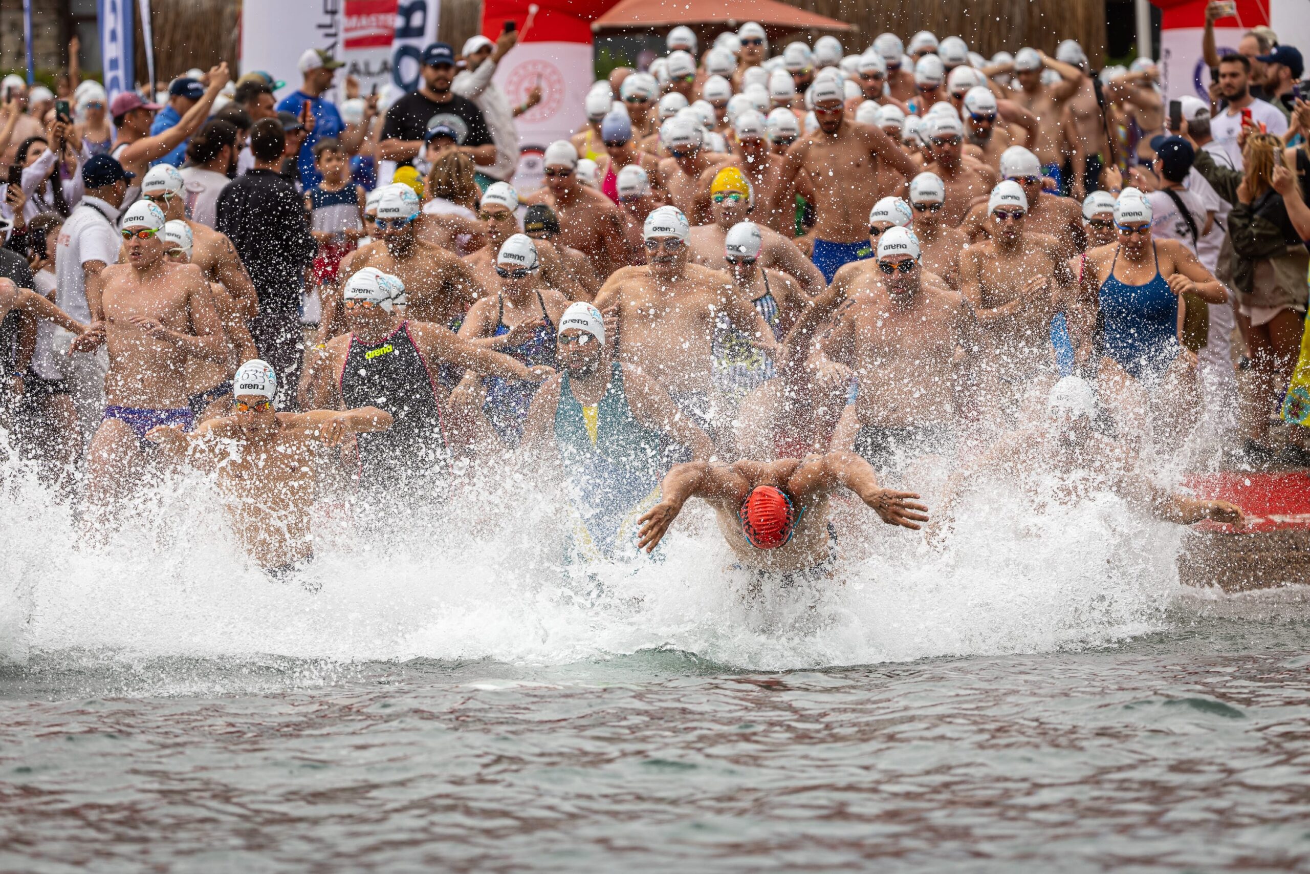 Türkiye’nin en kapsamlı açık su yüzme organizasyonu olan Uluslararası Arena