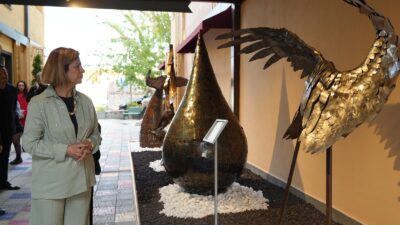 Arçelik’in Back2Life Eserleri Eskişehir Sanat Sokağı’nda Eskişehir Büyükşehir Belediye Başkanı