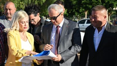 Altınova’ya Kreş ve Gündüz Bakımevi Geliyor Kepez Belediye Başkanı Mesut