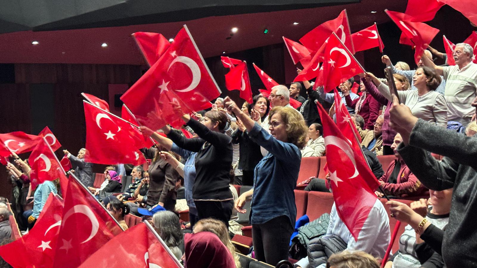 Bakırköy Belediyesi'nin 29 Ekim Cumhuriyet Bayramı etkinlikleri kapsamında düzenlediği İBB