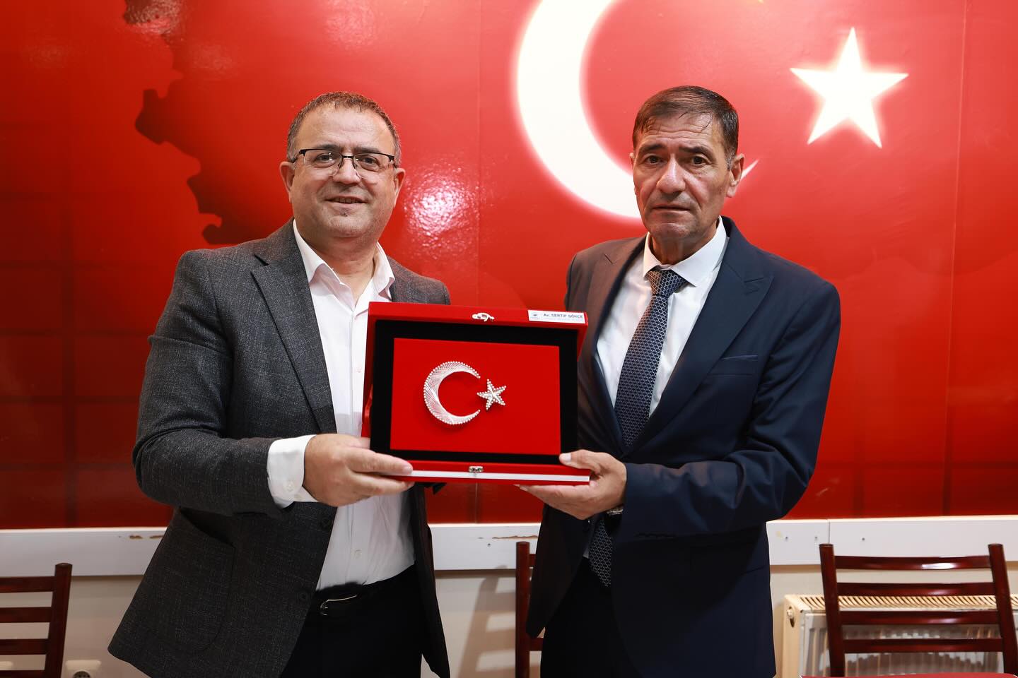 Derince’de STK’larla Dayanışma Devam Ediyor Derince Belediye Başkanı Av. Sertif