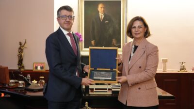 Belçika Heyeti’nden Ayşe Ünlüce’ye Ziyaret Belçika’nın Ankara Misyon Şefi Christophe