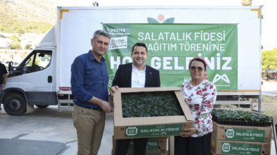 Tarımsal desteklerle üreticinin girdi maliyetlerini düşüren Mersin Büyükşehir Belediyesi, tarımda