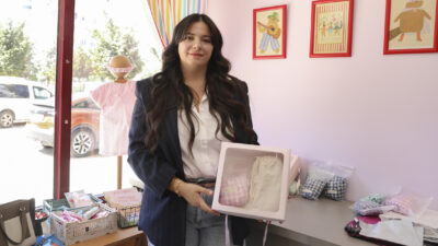 Mersin Büyükşehir Belediyesi’nin üretici kadın stantları, kentte pek çok girişimci